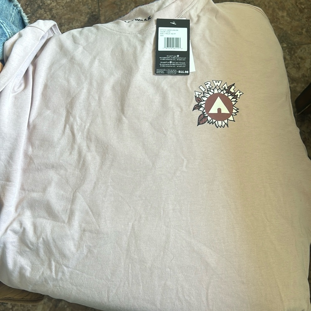 Air walk pink shirt